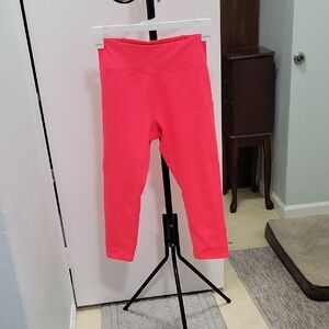 Tek Gear Pink Coral Workout Leggings Stretchy Capri Length